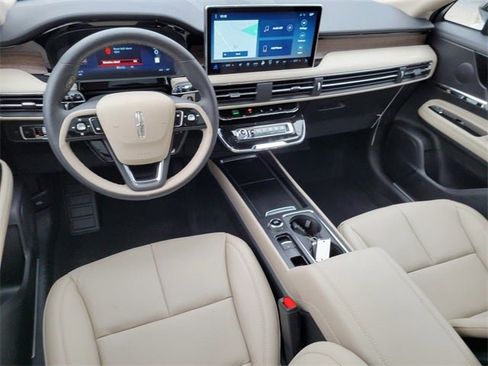 New 2026 Lincoln Corsair Reserve image 36