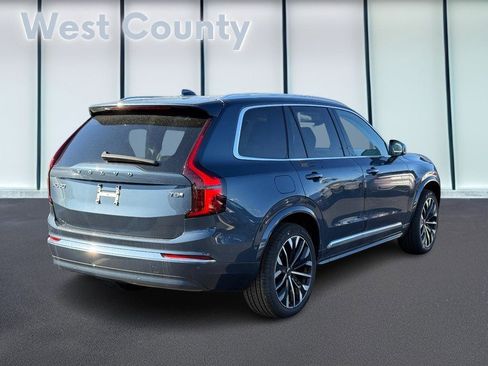 New 2026 Volvo XC90 T8 Ultra image 3