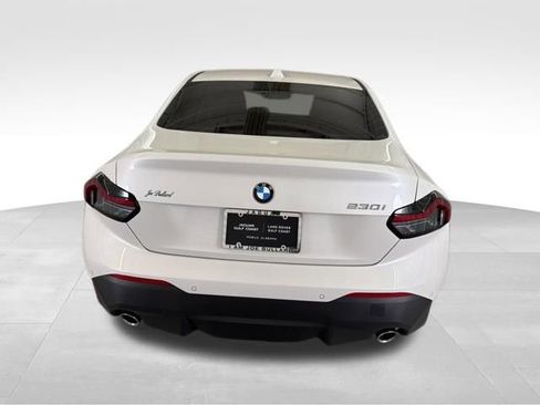 Used 2025 BMW 230i Coupe w/ Premium Package RWD image 7