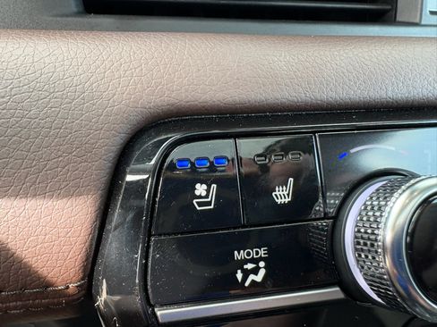 Certified 2025 Honda Pilot Elite image 23