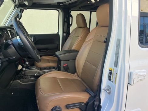 Used 2023 Jeep Wrangler Unlimited Sahara w/ Cold Weather Group image 7