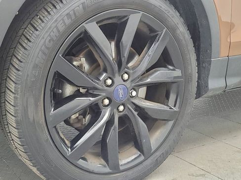Used 2017 Ford Escape Titanium AWD/4WD image 31
