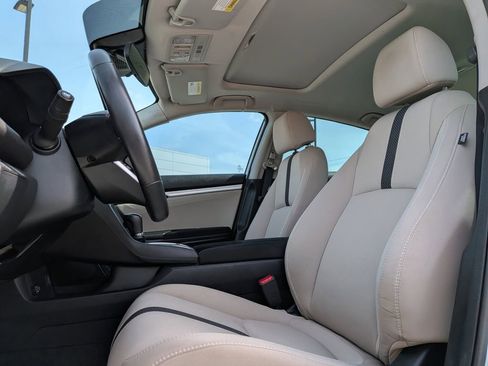 Used 2020 Honda Civic EX image 13