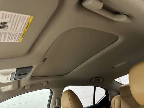 Used 2025 Nissan Sentra SV w/ SV Premium Package FWD image 27