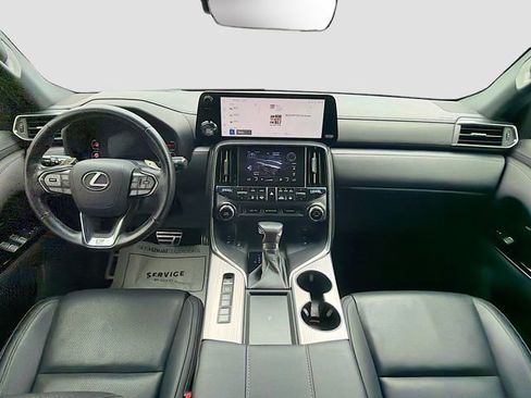 Used 2023 Lexus LX 600 F Sport w/ Accessory Package (A2) AWD/4WD image 17