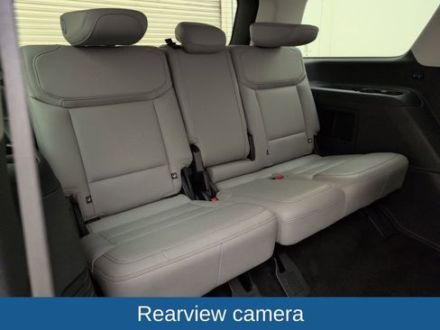 Used 2025 Ford Expedition Active image 22