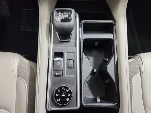 Used 2023 Nissan Pathfinder SL w/ SL Premium Package image 24