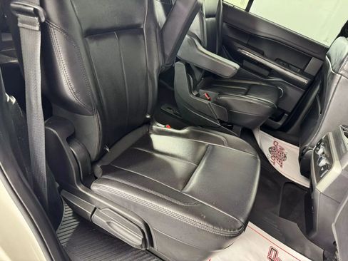 Used 2021 Ford Expedition XLT w/ Equipment Group 202A image 39