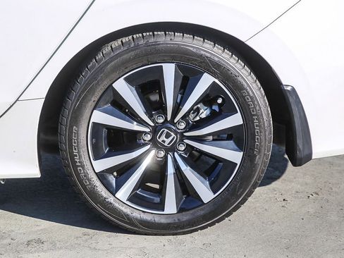 Used 2022 Honda Civic EX image 12