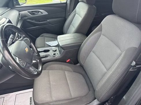 Used 2022 Chevrolet Traverse LT w/ LPO, Floor Liner Package AWD/4WD image 13