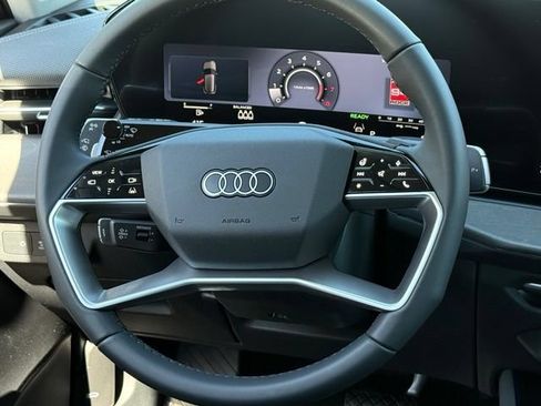 New 2026 Audi Q3 quattro 2.0T AWD/4WD image 21