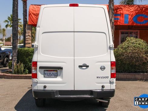 Used 2018 Nissan NV 2500 S image 7