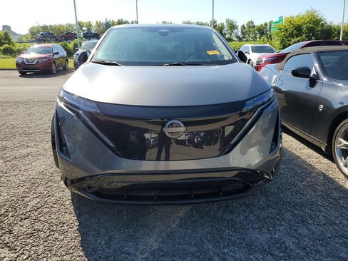 Used 2025 Nissan Ariya FWD image 4