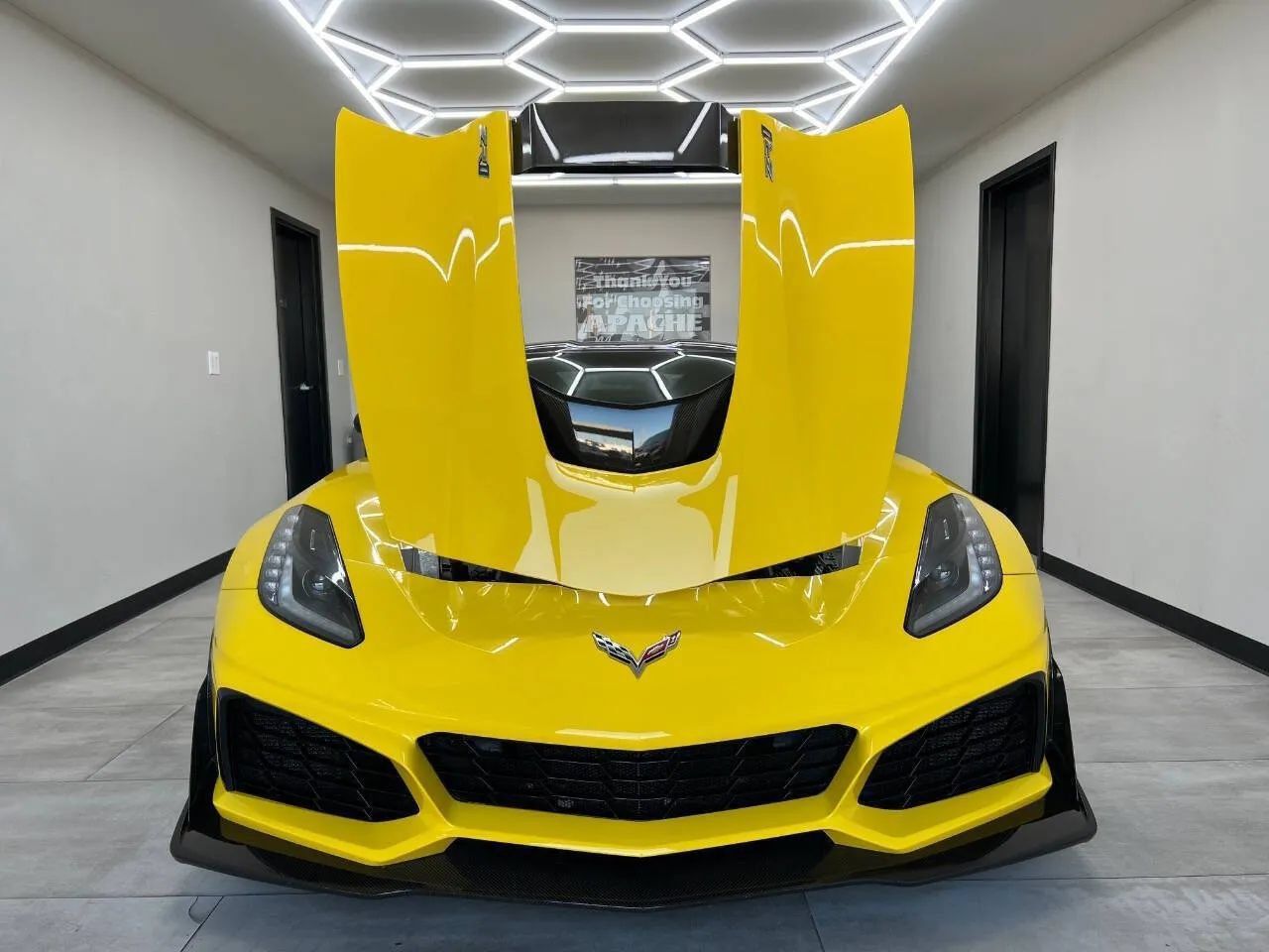 Used 2019 Chevrolet Corvette ZR1 w/ Chrome Badge Package RWD image 9