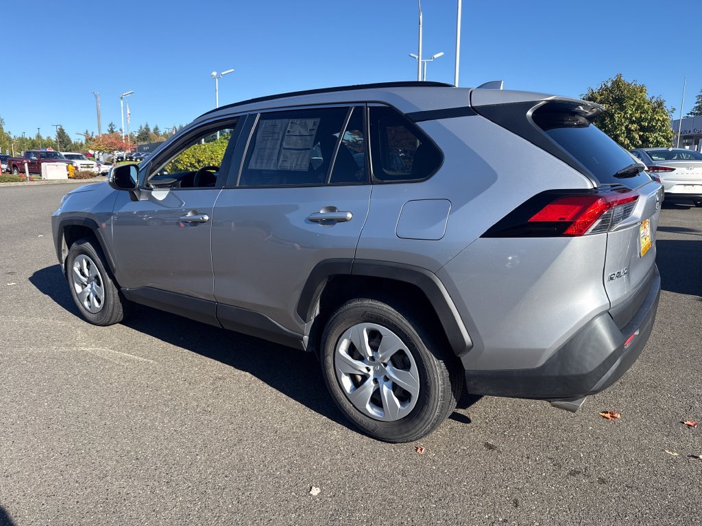 Used 2019 Toyota RAV4 LE w/ All Weather Liner Package AWD/4WD image 6