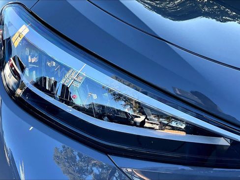 Used 2023 Volkswagen ID.4 Pro image 27