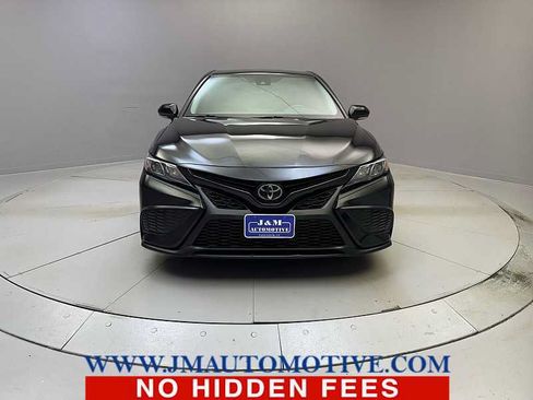 Used 2023 Toyota Camry SE FWD image 8
