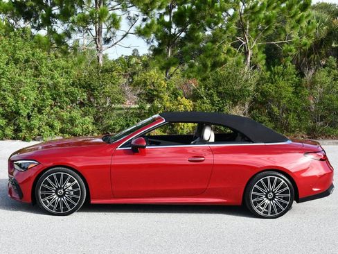 Used 2024 Mercedes-Benz CLE 300 4MATIC Cabriolet image 34
