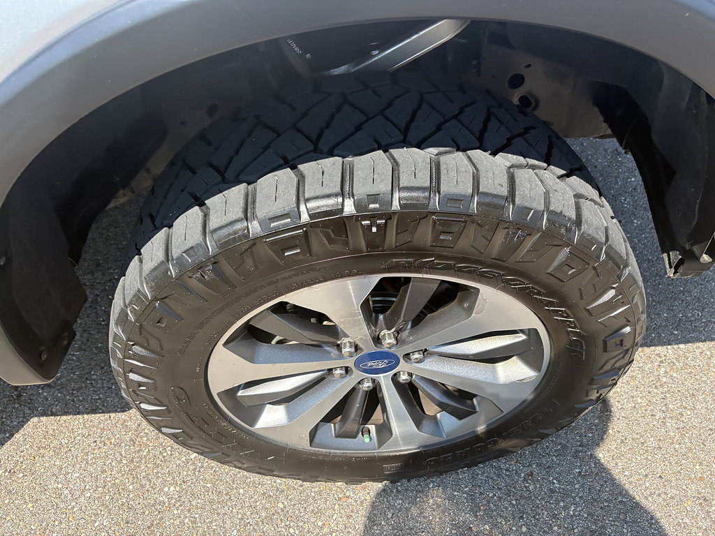 Used 2020 Ford F150 XL w/ Equipment Group 101A Mid AWD/4WD image 12