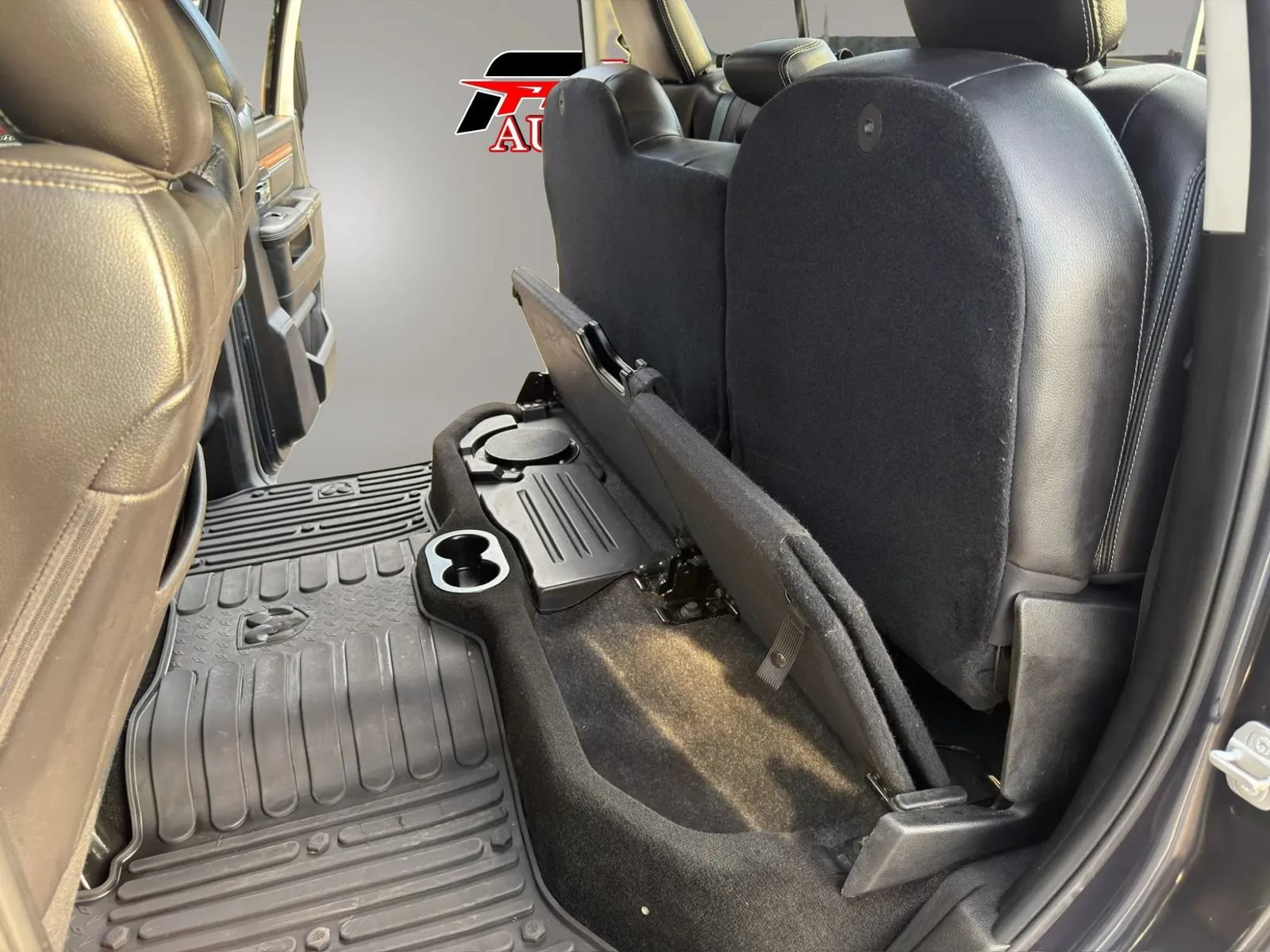 Used 2016 RAM 1500 Laramie w/ Convenience Group AWD/4WD image 31