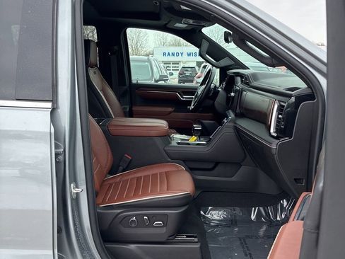 Used 2024 GMC Sierra 1500 Denali Ultimate image 15