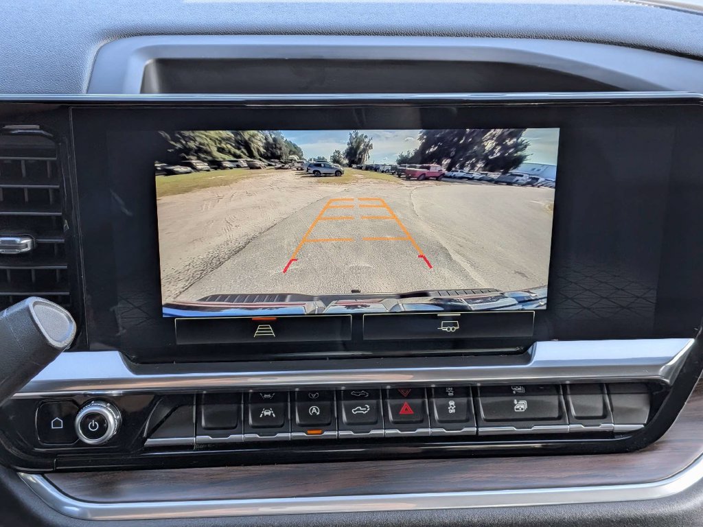 Used 2025 GMC Sierra 1500 SLT AWD/4WD image 29