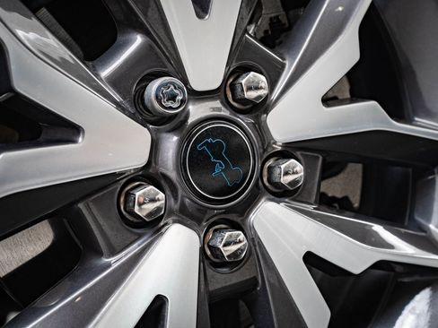 Used 2024 Jeep Wrangler Unlimited image 8