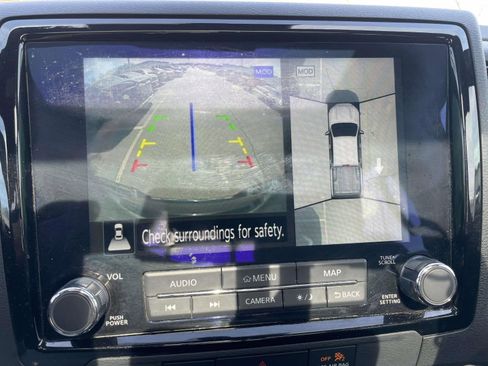 Used 2023 Nissan Frontier PRO-4X w/ Pro-4X Premium Package image 34