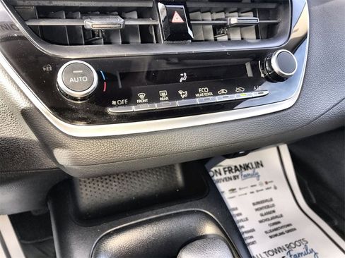 Used 2024 Toyota Corolla LE image 19