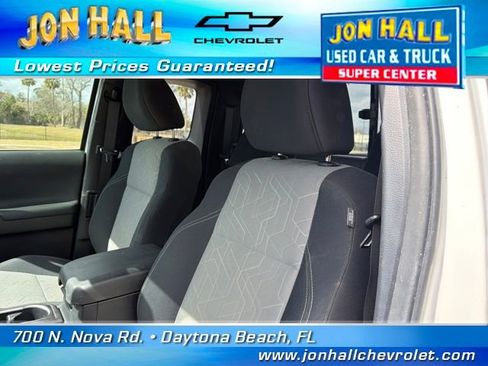 Used 2022 Toyota Tacoma TRD Sport w/ TRD Premium Sport Package image 18