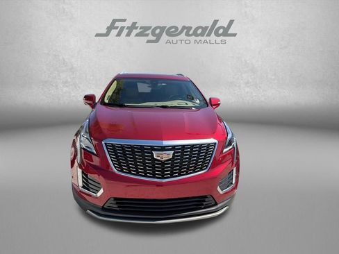 Used 2020 Cadillac XT5 FWD image 2