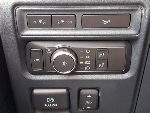 Used 2022 Ford F150 XLT w/ Equipment Group 302A High AWD/4WD image 25