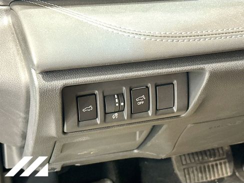 Used 2020 Subaru Outback Touring XT AWD/4WD image 10