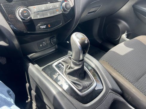 Used 2021 Nissan Rogue Sport S FWD image 22
