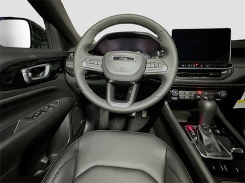 New 2025 Jeep Compass Limited w/ Sun & Sound Group image 26