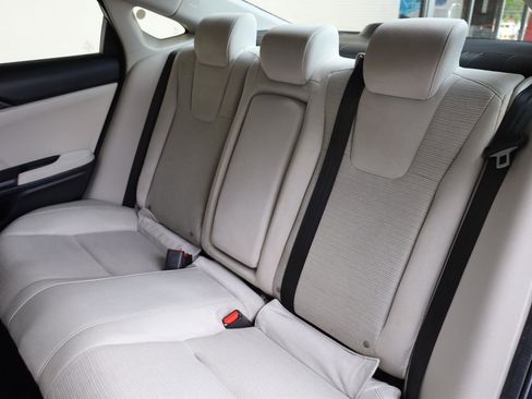 Used 2019 Honda Insight EX image 19