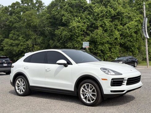 Used 2021 Porsche Cayenne Coupe AWD/4WD image 6
