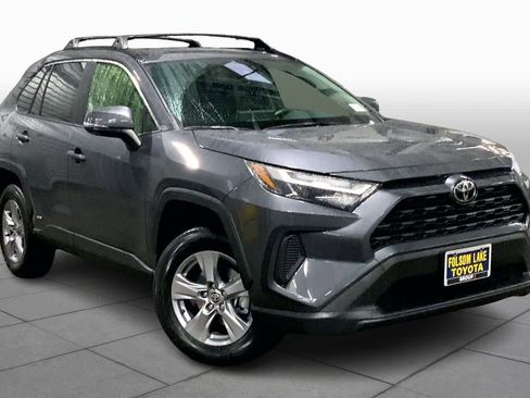 New 2025 Toyota RAV4 LE image 2