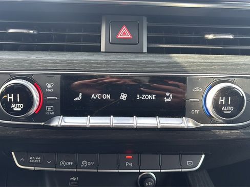 Used 2023 Audi A4 2.0T Premium w/ Convenience Package image 24