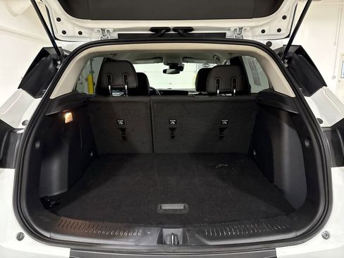 Used 2025 Buick Encore GX Preferred FWD image 23