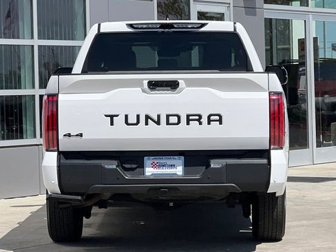 Used 2024 Toyota Tundra Limited AWD/4WD image 5