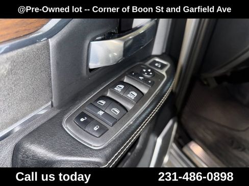 Used 2022 RAM 3500 Laramie AWD/4WD image 16