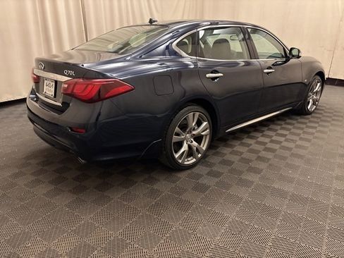 Used 2019 INFINITI Q70 L 3.7 w/ Sensory Package image 5