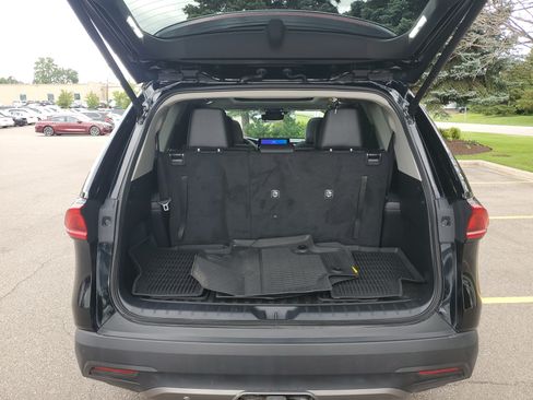 Used 2024 Toyota Grand Highlander AWD image 29