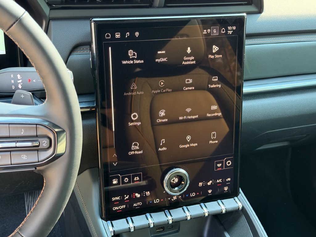 New 2027 GMC Terrain AT4 w/ Convenience Package III AWD/4WD image 18