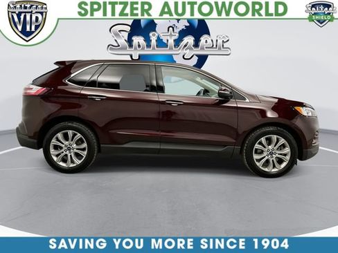 Used 2019 Ford Edge Titanium w/ Cold Weather Package AWD/4WD image 11