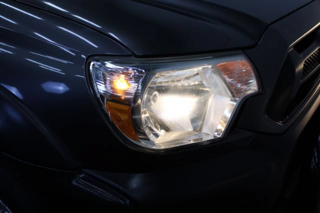 Used 2015 Toyota Tacoma PreRunner w/ Convenience Package RWD image 29