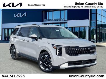 New 2026 Kia Carnival EX