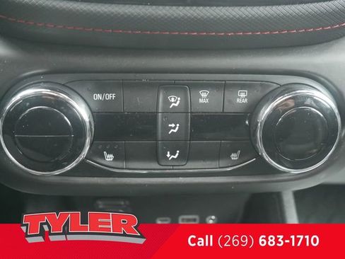 Used 2023 Chevrolet TrailBlazer RS w/ Convenience Package image 34