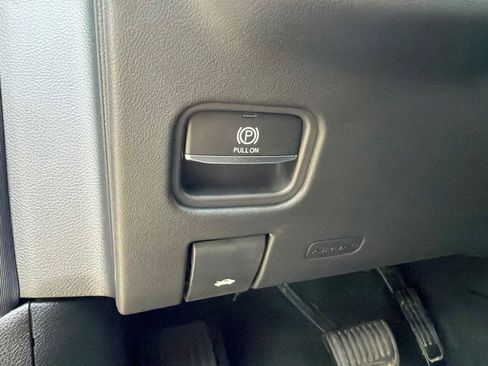 Used 2023 Jeep Grand Cherokee L Summit AWD/4WD image 24